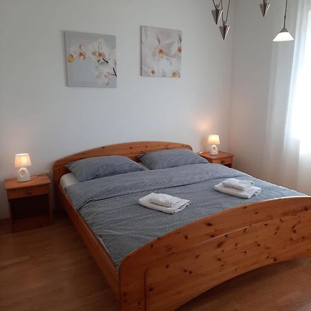 Apartman Mila Нови Винодолски Екстериор снимка